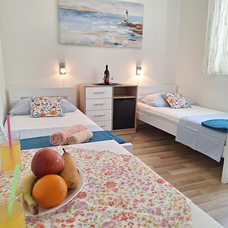Apartments Villa Sirena Ragusa Esterno foto